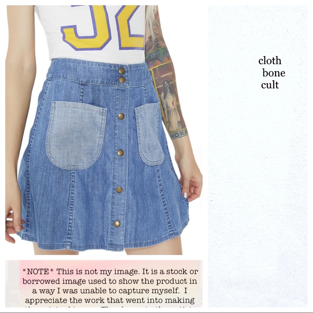 ✨NWT✨ WILDFOX💋🦊 “Frankie” Denim Mini SKIRT
